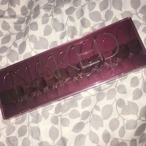 Urban Decay Naked Cherry